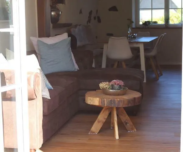 Eifelferienhaus An Der Kapelle - Kostenlose Sauna, Ofen * Kerschenbach